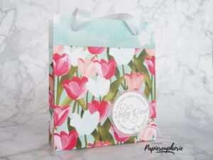 Mehr über den Artikel erfahren Einfache Tasche mit Tulpen